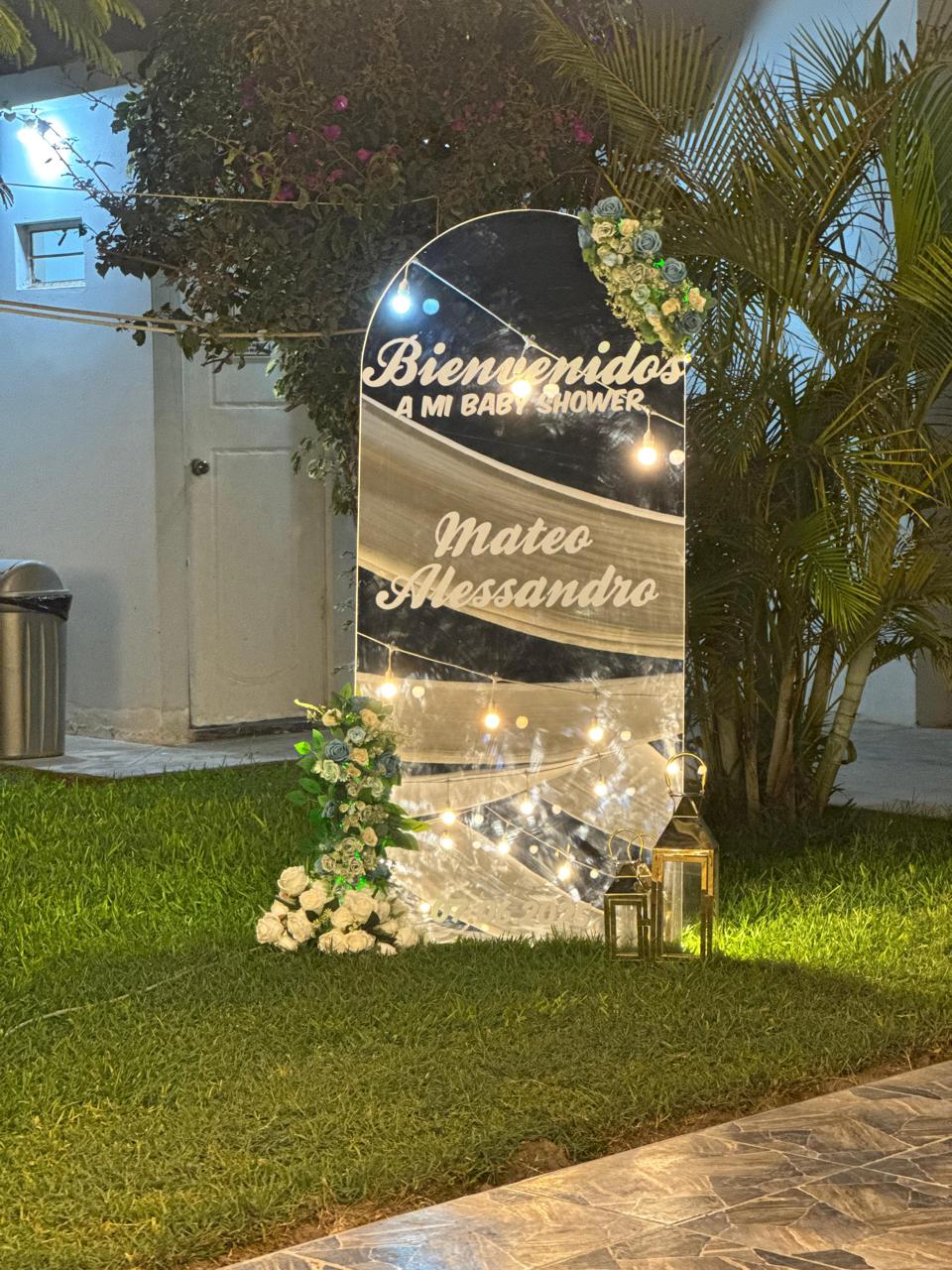 Espejo en evento elegante